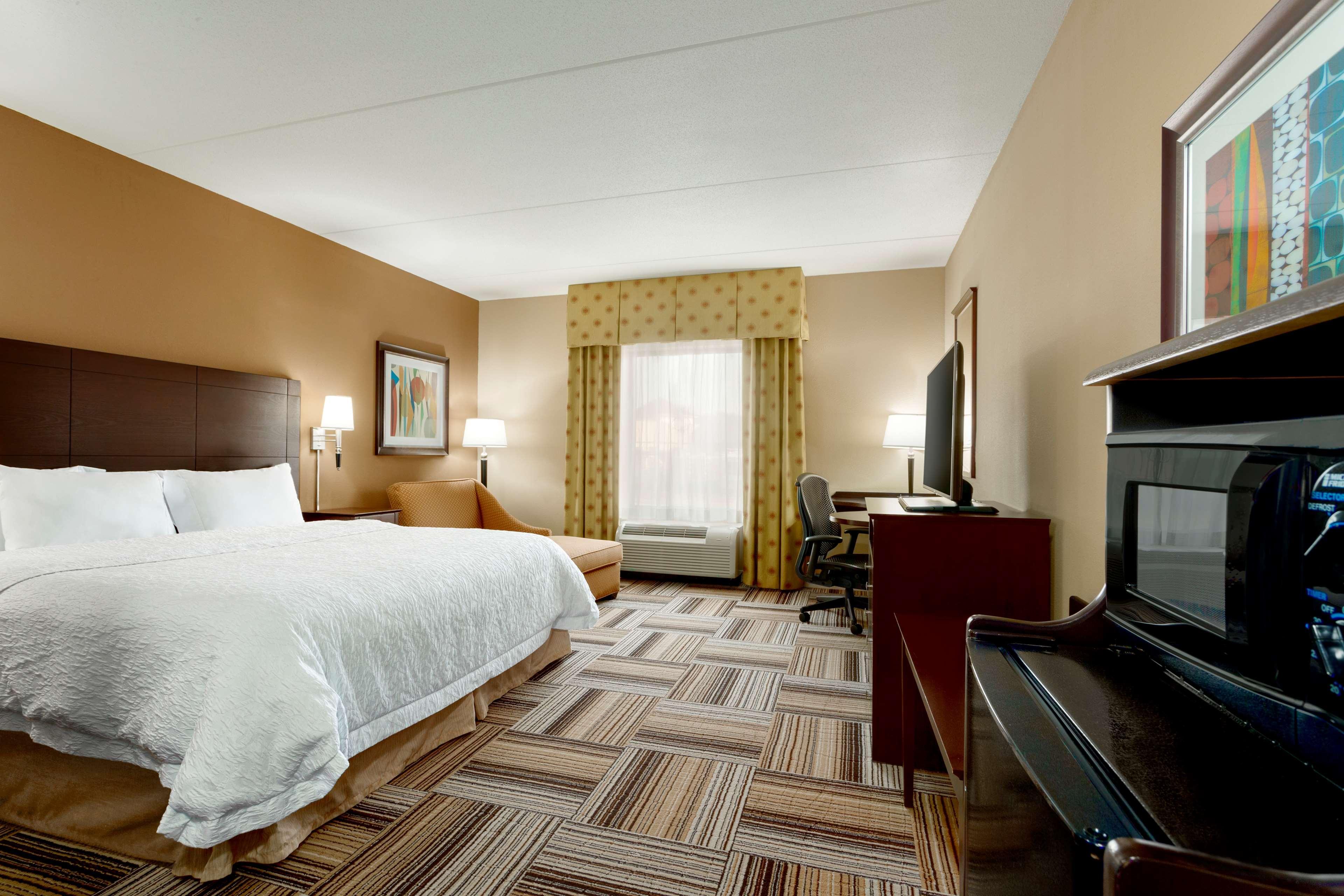 Hampton Inn Knoxville-East Exterior photo